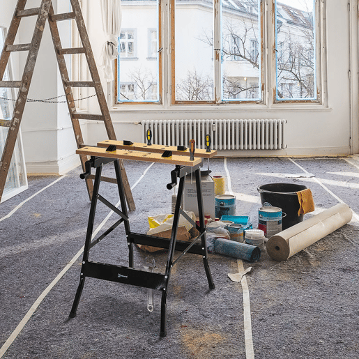DURHAND Banco de Trabalho Dobrável 4 em 1, Mesa com 4 Grampos Ajustáveis, 2 Manivelas, 2 Painéis de MDF, para Garagem e Oficina, Suporta 100 kg, 62,5x60,5x78,5 cm, Natural e Preto