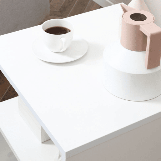 HOMCOM Mesa de Centro Mesa Auxiliar de Sala de Estar com Forma de S Compartimentos Abertos 2 Níveis Desenho Elegante 50x50x50cm Branco
