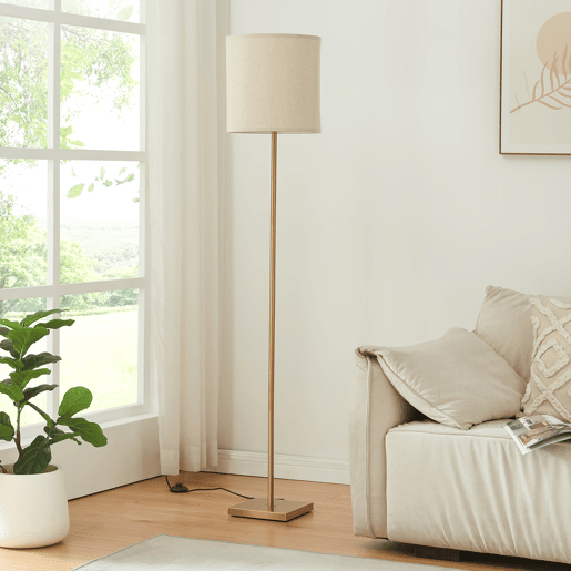 Candeeiro de pé Fildholm metálica 157cm cor de latãoaparência de linho lux.pro