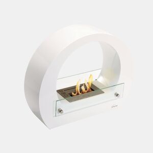 Lareira a etanol com um desenho circular com acabamento em aço inoxidável e aço esmaltado. Inclui um bloco de combustão de 1,5L de capacidade que permite regular a chama e o seu poder calorífico é equivalente a 2,5KW.