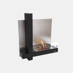 Lareira a etanol de 2kW e 1,25L de capacidade. Desenho em forma de L feito de aço esmaltado preto e duas placas de vidro temperado
