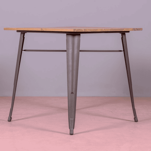 Mesa industrial em aço envelhecido e madeira clara - Bistro