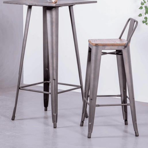Banqueta industrial em aço envelhecido com encosto baixo e assento em madeira - Bistro