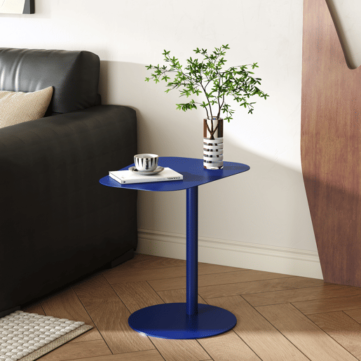 Mesa de apoio Nastätten trapezoidal interiorexterior em metal 50 x 50 x 38 cm - Azul escuro en.casa