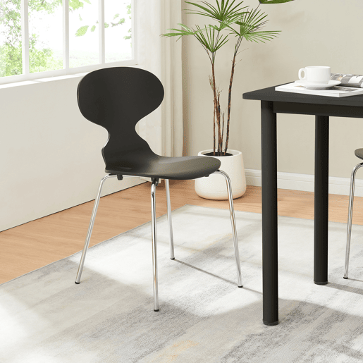 Conjunto de 4 cadeiras de jantar Kil 80x47x48cm PretoCromo en.casa