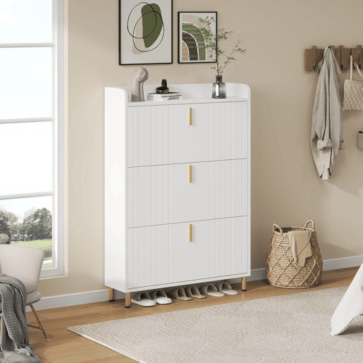 Sapateira estreita 80x23,5x123,5 cm - 3 portas, 6 compartimentos, ajustável, com dispositivo anti-capotamento - Branco Sapateira estreita 80x23,5x123,5 cm - 3 portas, 6 compartimentos, ajustável, com dispositivo anti-capotamento - Branco