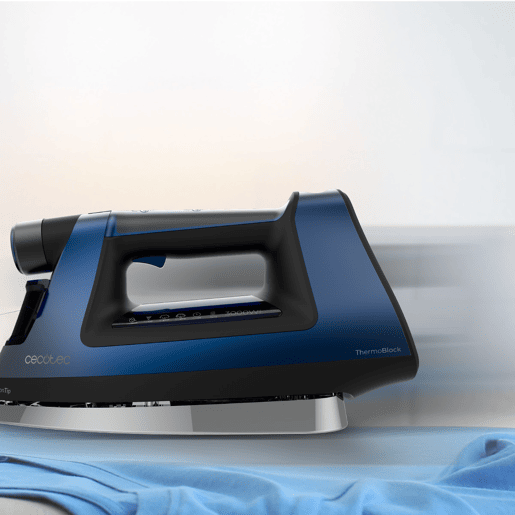 Cecotec Ferro a vapor horizontal com bomba e thermoblock de 3000 W. Seletor de temperatura em função do tecido, base dupla anodizada com duplo elemento aquecedor e indicador luminoso de funcionamento LED.
