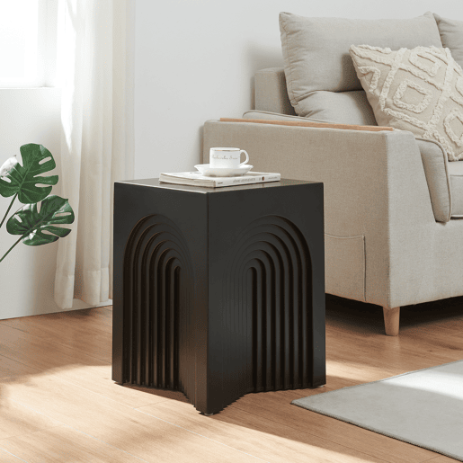 Mesa de apoio Elverumn MDF com design em arco 45x35x35 cm Preto mate en.casa