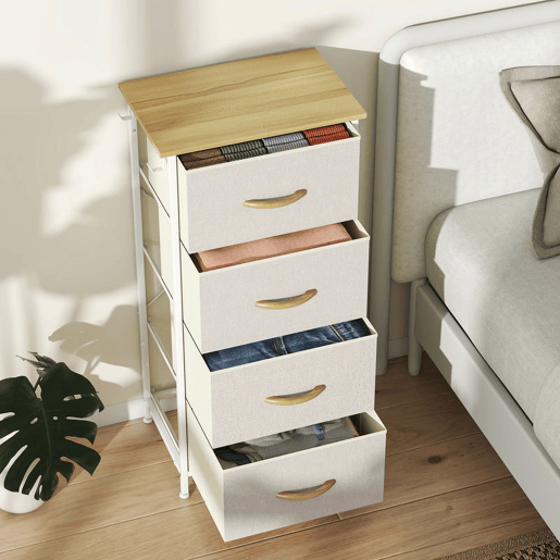 HOMCOM Cómoda Alta de Tecido com 4 Gavetas 4 Bolsos Laterais 2 Ganchos e Estrutura de Aço Cómoda para Quarto Sala de Estar Corredor 45x30x94,5 cm Bege