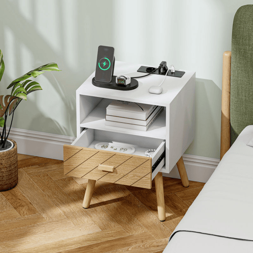 HOMCOM Mesa de Cabeceira com Estação de Carregamento Gaveta 2 Tomadas AC Porta USB e Tipo-C Compartimento Aberto Pernas de Madeira para Sala Quarto 40x35x54,7 cm Branco