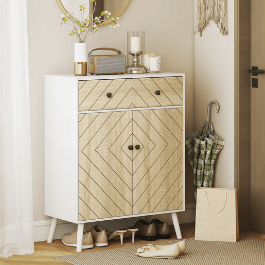 HOMCOM Sapateira de 2 Portas com Design em Espiga Sapateira para Entrada com Prateleiras Ajustáveis Gaveta para 12 Pares de Sapatos 75x35x97 cm Branco e Madeira HOMCOM Sapateira de 2 Portas com Design em Espiga Sapateira para Entrada com Prateleiras Ajustáveis Gaveta para 12 Pares de Sapatos 75x35x97 cm Branco e Madeira