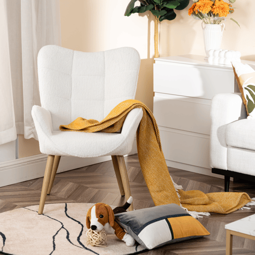Poltrona Relax Acolchoada Estilo Escandinavo Cor Branco Off Com Pernas De Madeira Resistente Altura Ergonómica 90.5cm Ideal Para Sala Quarto Escritório Sala De Jantar Moderna Confortável Encosto Alto Capacidade 120kg