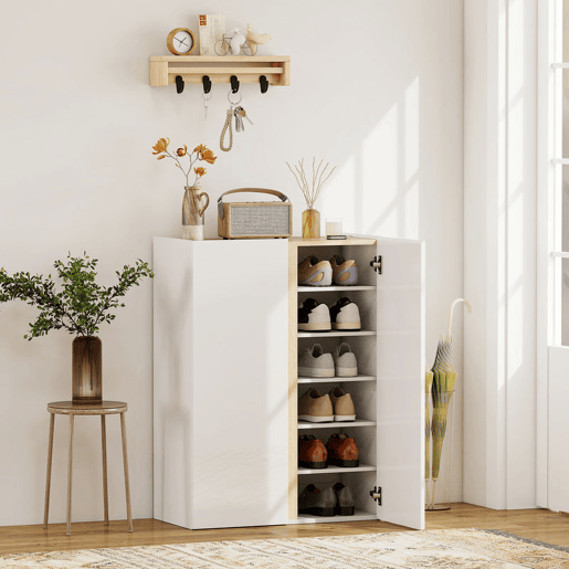 HOMCOM Sapateira de 6 Níveis com 2 Portas em Branco Brilhante Sapateira de Entrada com Fechamento Suave e Prateleiras Ajustáveis para 18 Pares de Sapatos 70x33,5x95 cm Branco