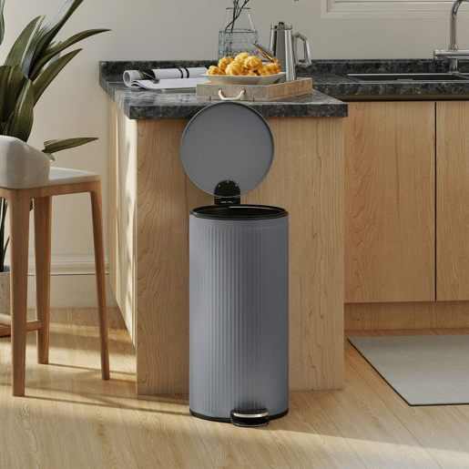HOMCOM Balde do Lixo para Cozinha com Pedal 30L Cubo de Lixo Metálico com Tampa de Fecho Suave e Balde Removível para Quarto Escritório Estúdio e Sala 36x30x60,5 cm Cinza Escuro