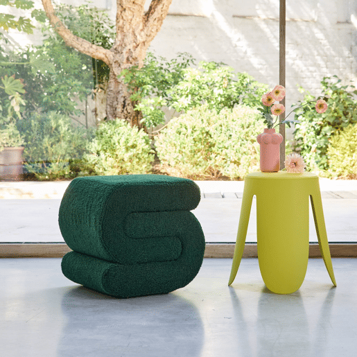 Banco revestido em tecido bouclé Verde - 43x47x45 cm Banco revestido em tecido bouclé Verde - 43x47x45 cm