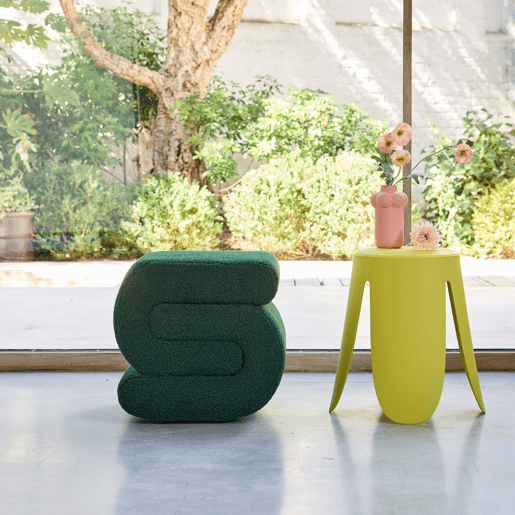 Banco revestido em tecido bouclé Verde - 43x47x45 cm Banco revestido em tecido bouclé Verde - 43x47x45 cm