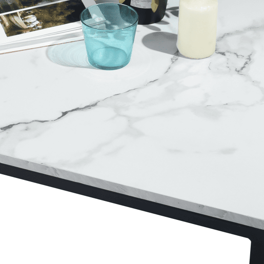 Mesa de Centro Quadrada Efeito Mármore com Estrutura Metálica Preta, Estilo Moderno Industrial, Suporta até 40 Kg, Ideal para Sala de Estar