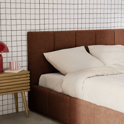 Cama baú com estrado de ripas e cabeceira 160cm, acabado em boucle, Lex, Terracota, 220x175x91 cm
