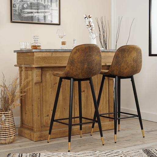 Conjunto De 2 Cadeiras Altas De Bar Com Encosto Ergonômico E Assento Estofado Em Couro Sintético Marrom Vintage, Pés Metálicos Com Detalhe Dourado E Apoio Para Pés, Altura Total 103,5 Cm, Ideais Para Cozinha, Sala De Jantar Ou Ilha