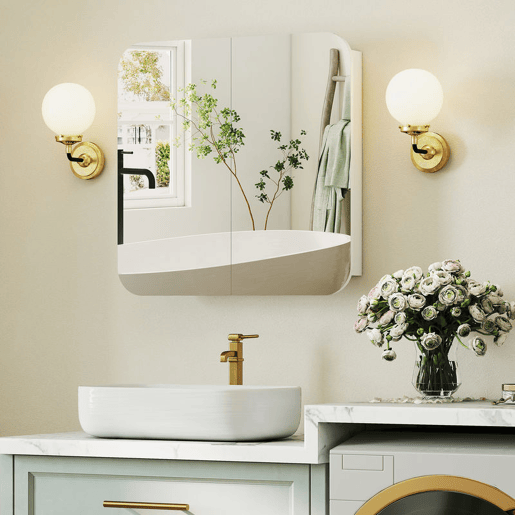 HOMCOM Armário de Casa de Banho com Espelho Design com Bordas Curvas Armário de Parede Móvel de Casa de Banho para Pendurar 2 Portas Prateleiras Ajustáveis 68x13x66 cm Branco