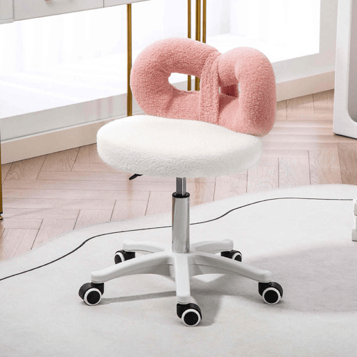HOMCOM Banco Giratório com Encosto, Banco com Rodas, Altura Regulável 63-77 cm, Estofado em Tecido Peluche para Escritório, Penteadeira, Salões, Oficinas, Spa, Massagem, Branco e Rosa
