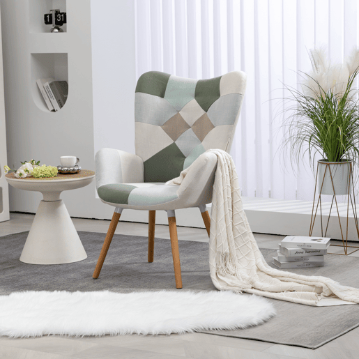 Poltrona Patchwork De Estilo Moderno Com Encosto Alto E Assento Estofado, Revestida Em Tecido Multicolorido De Design Exclusivo, Pés De Madeira Resistentes, Perfeita Para Sala, Quarto Ou Cantinho De Leitura Com Toque Criativo E Sofisticado