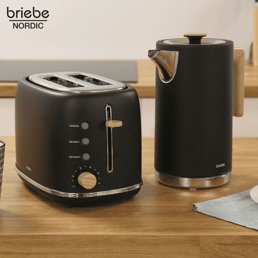 Briebe SKT1167BLK Nordic Conjunto de Torradeira de Pão com Fenda Larga, 2 Fatias + Chaleira Elétrica 1,7L sem Fio, sem BPA, 2200, Preto