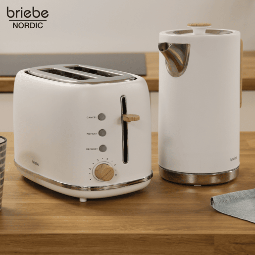 Briebe SKT1167WHT Nordic Conjunto de Torradeira de Pão com Fenda Larga, 2 Fatias + Chaleira Elétrica 1,7L sem Fio, sem BPA, 2200, Branco