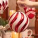 Well Home Bola de Navidad a Rayas Rojacon Acabado Brillante Well Home Bola de Navidad a Rayas Rojacon Acabado Brillante Rojo