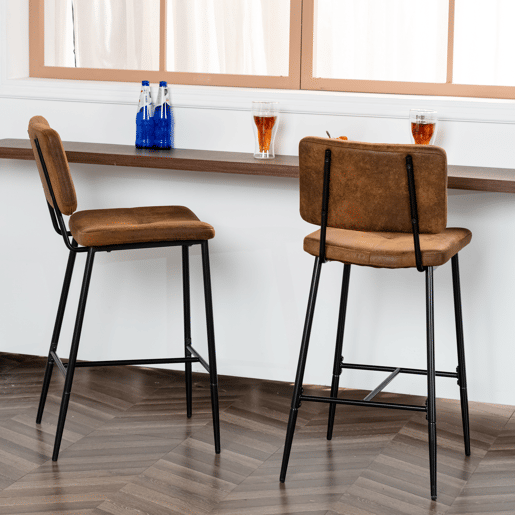 Conjunto 2 Bancos Altos De Cozinha Com Encosto Ergonômico Estofados Em Camurça Sintética Marrom E Estrutura Metálica Preta Estilo Industrial Moderno Para Ilha Ou Balcão