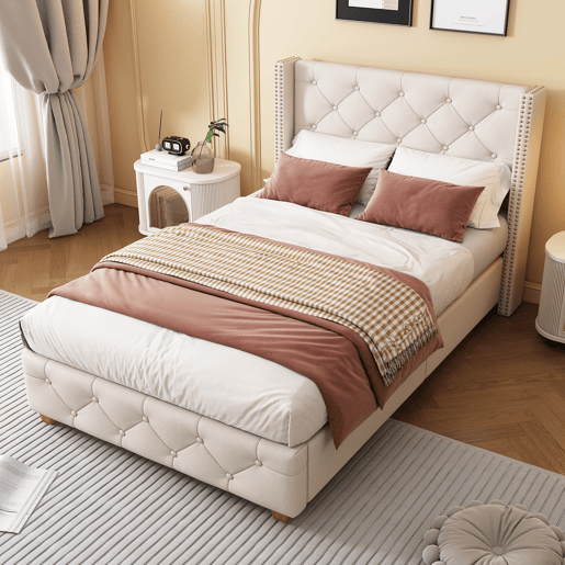 Cama estofada 90*200 - cabeceira acolchoada com botões e tachas, estrado de ripas, pés de madeira - Bege