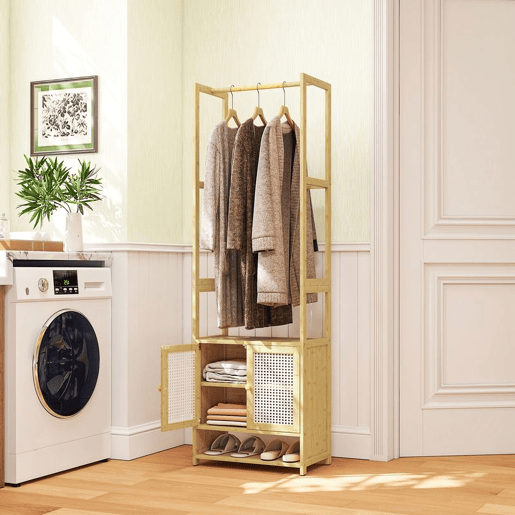 HOMCOM Móvel Cabide de Entrada Cabide para Roupas de Bambu com Sapateira Barra para Pendurar Prateleira Ajustável para Entrada Corredor Quarto 53x31x168 cm Madeira