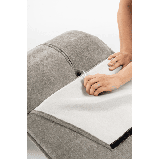 Cadeira De Relax Giratória Estofada Em Tecido Cinza Altura Regulável 89-95 Cm Assento Largo Com Enchimento Acolchoado Estilo Moderno Base Metálica Resistente Até 120 Kg Ideal Para Sala Quarto Escritório