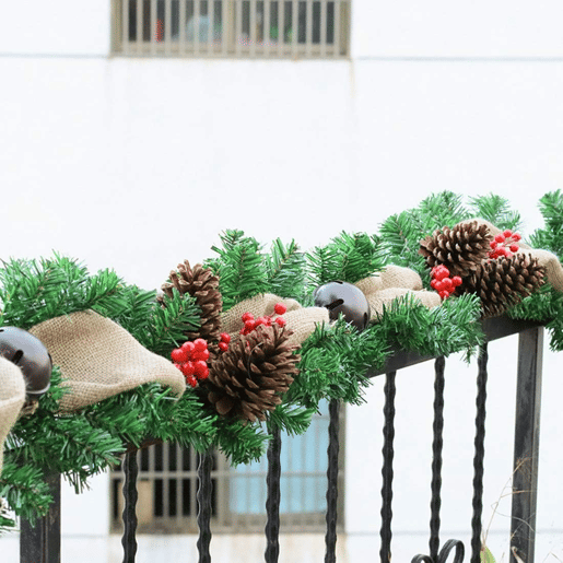 Grande guirlanda de Natal de pinho verde natural de 2,7 m Grande guirlanda de Natal de pinho verde natural de 2,7 m