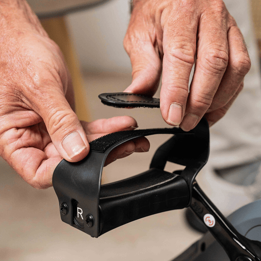Pedalador Elétrico Assistido para Braços e Pernas com Tapete e Controle Remoto Velora 3000 InnovaGoods