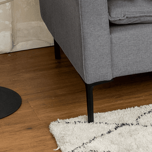 HOMCOM Sofá de 2 Lugares Revestido em Veludo Sofá Moderno com Pés de Metal Apoios de Braços Acolchoados para Sala Quarto Escritório 130x77x84 cm Cinza
