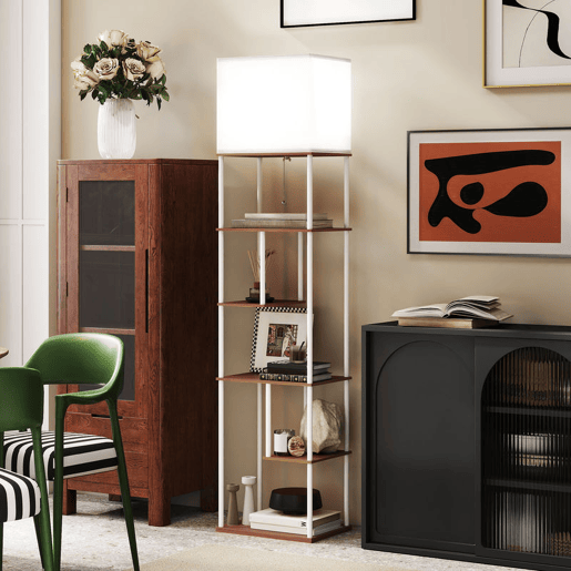 HOMCOM Candeeiro de Pé com Prateleiras Candeeiro de Sala com Brilho e Temperaturas de Cor Ajustáveis 3000K-6500K Controlo Remoto Casquilho E27 Temporizador para Quarto, Escritório Decoração 40x29x171 cm Branco e Madeira