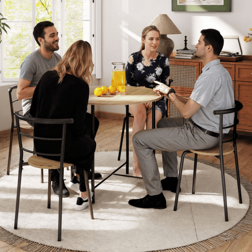 HOMCOM Conjunto de Mesa e Cadeiras de Jantar Compacto, Mesa Redonda com 4 Cadeiras, Estilo Industrial, Estrutura Metálica, Ideal para Espaços Pequenos, Sala de Jantar, Mesa Ø85x76 cm, Natural