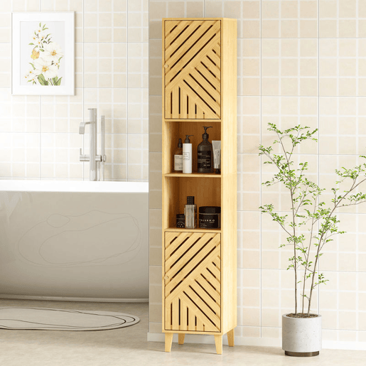 HOMCOM Armário de Casa de Banho Alto, Coluna Estreita 32x30x170 cm com Portas e Pés de Bambu, Prateleiras Ajustáveis e Compartimento Aberto Natural