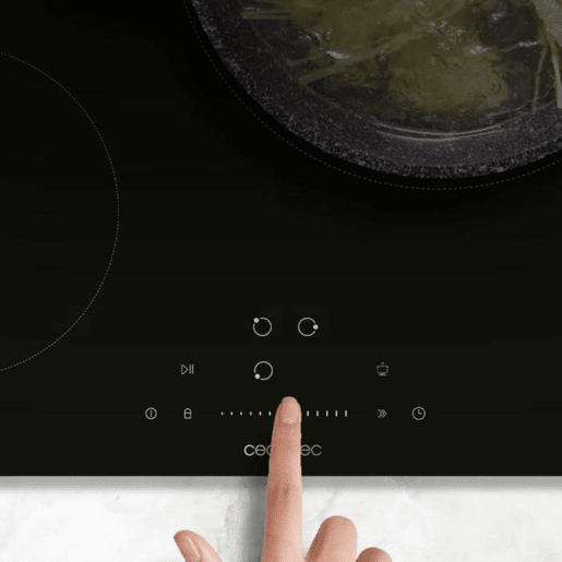 Cecotec Placa de indução de 3 zonas, 9 níveis, potência máxima de 7200 W e invisible touch slider control. Cecotec Placa de indução de 3 zonas, 9 níveis, potência máxima de 7200 W e invisible touch slider control.