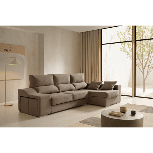 Sofá Amatista Plus 265 marrom com chaise à direita, pufes e espaço para armazenamento.