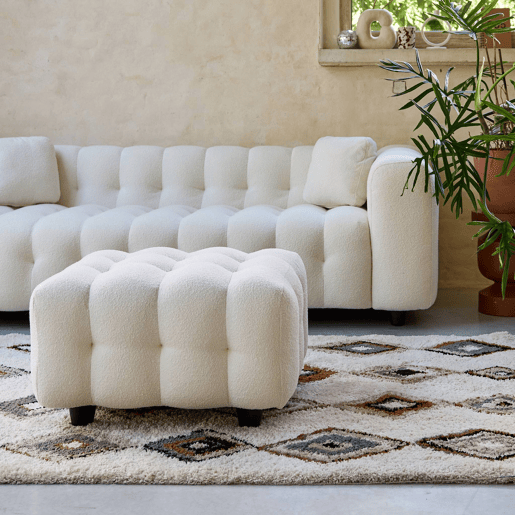 Pufe, descanso para os pés para sofá boucle texturada de 3 lugares, Leon boucle, Creme, 78x70x48 cm