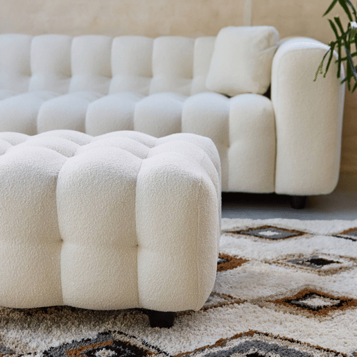 Pufe, descanso para os pés para sofá boucle texturada de 3 lugares, Leon boucle, Creme, 78x70x48 cm