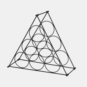 Suporte de vinho triangular compacto em metal para 6 garrafas.