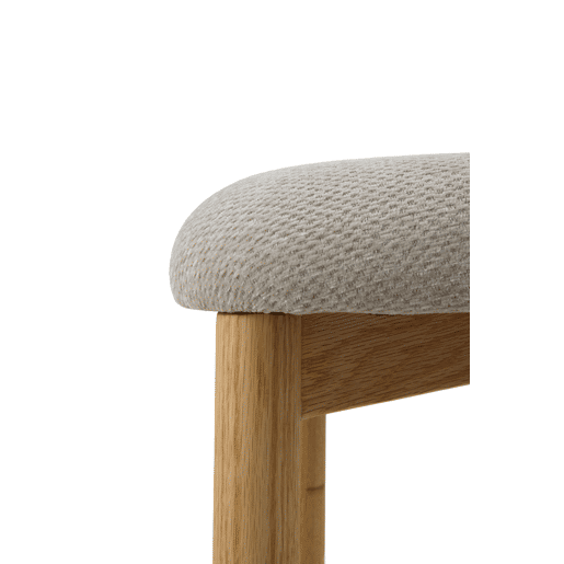 Pacote de 2 banquetas de madeira de carvalho natural estofadas em beige