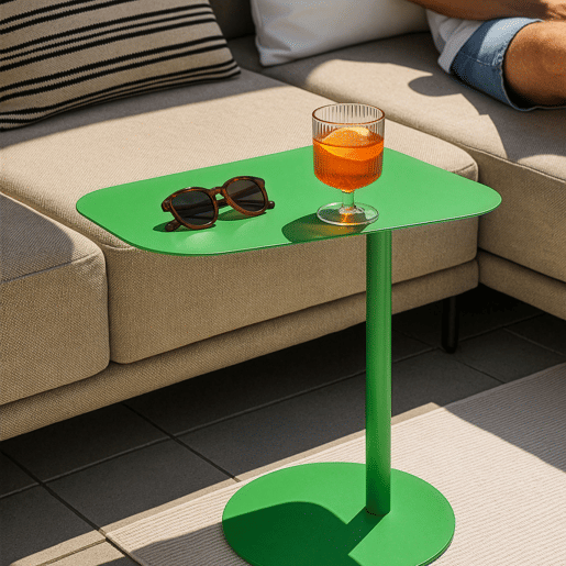 Mesa de apoio Nastätten trapezoidal interiorexterior em metal 50 x 50 x 38 cm - Verde maçã mate en.casa
