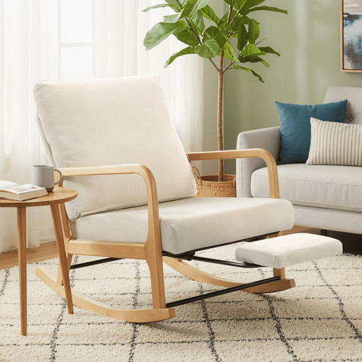 HOMCOM Cadeira de Baloiço com Apoio para Pés, Encosto Ajustável, Poltrona de Veludo Nórdica, Pés de Madeira, Apoios de Braços, Almofada Lombar, Poltrona de Relaxamento, Carga Máxima 120 kg, para Quarto, Sala, Creme