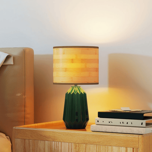 HOMCOM Candeeiro de Mesa com Base de Cerâmica e Ecrã de Linho Estilo Retro com Interruptor para Quarto Sala E27 40W Verde e Madeira