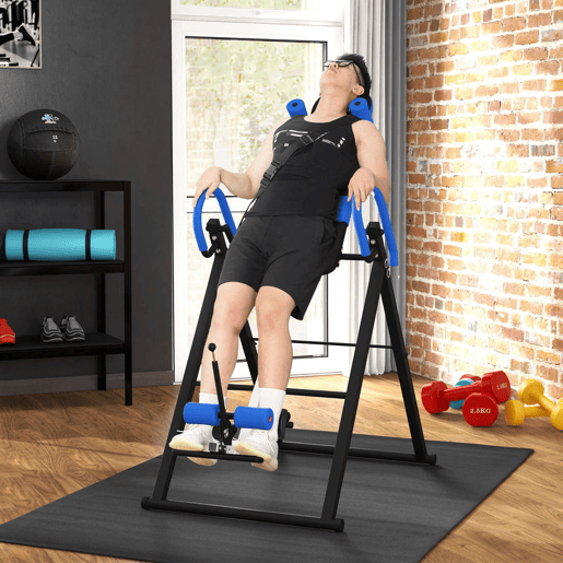 HOMCOM Mesa de Inversão Dobrável com Cinto de Segurança Altura Regulável para Utilizadores de 1,30 a 1,90 m Mesa de Inversão para Exercício e Alívio de Dores nas Costas Capacidade 150 kg 79x114x153 cm Preto e Azul