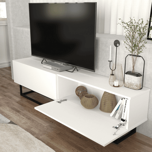Mesa baixa para TV Nolven com 2 portas moldura curta 180x32x47 cm branco en.casa